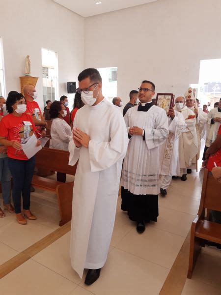 Na Solenidade De Cristo Rei Do Universo Bispo Celebra Em Duas