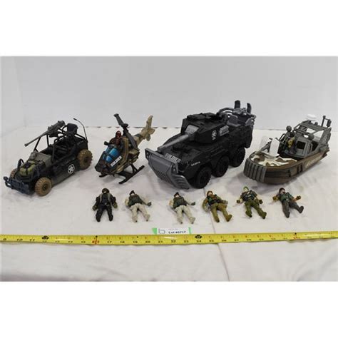 Military Action Figures W Tank Boat Helicopter Jeep Bodnarus Auctioneering