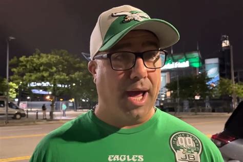 Dedicated Eagles Fan Arrives to Tailgate 16 Hours Early For Home-Opener ...