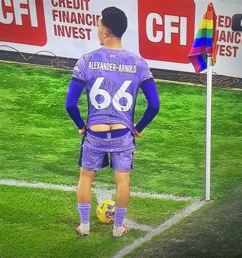 Trent Alexander Arnold S Butt Shown During Corner Kick