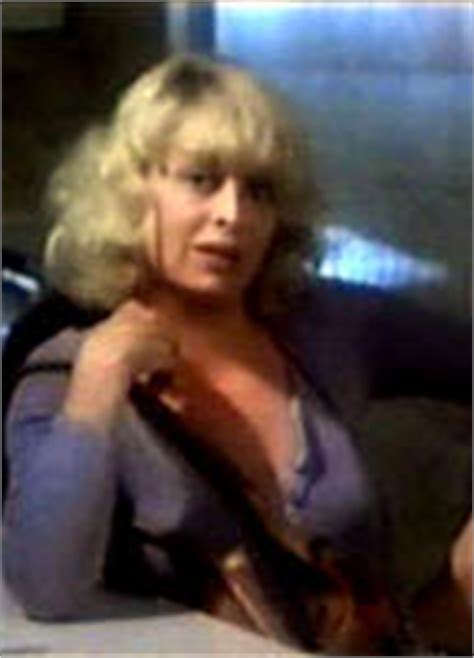 Naked Maria Rosaria Omaggio In Vicenteta Estate Quieta