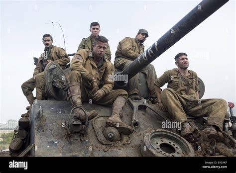 Fury 2014 Shia Lebouf Logan Lerman Brad Pitt Michael Pena Jon