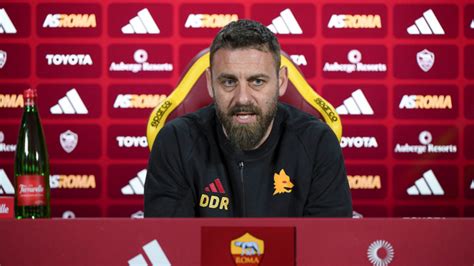 Trigoria Domani Alle 15 La Conferenza Stampa Di De Rossi LaRoma24 It