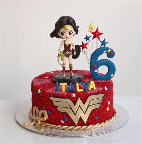 Wonder Woman Cake Wonder Woman Cake Superhero Birthday Cake