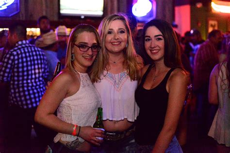 Photos Wild West San Antonio On Ladies Night Houston Chronicle