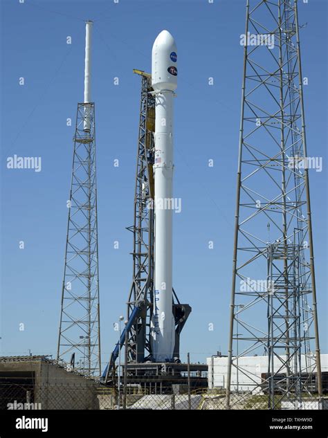 Rocket Guidance System Hi Res Stock Photography And Images Alamy