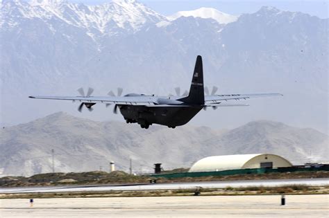 DVIDS - Images - Flightline Operations at Bagram Airfield, Afghanistan ...