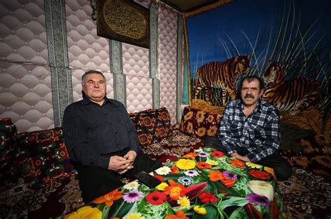 Ahıska Turks, Muslims hope Turkey mediates Russia-Ukraine crisis ...