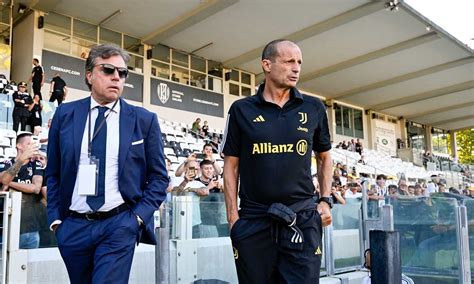 Tuttosport Massimiliano Allegri E Cristiano Giuntoli A Colloquio