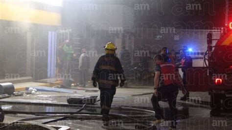 Noche De Violencia En Guanajuato Incendian Tiendas Oxxo Y Veh Culos En