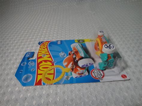 2022 Hot Wheels Hw Experimotors Bubble Matic 4250 Ebay