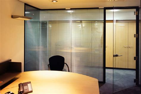 Frameless Glass Partitions Walls Avanti Systems Usa