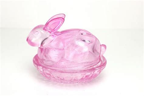 Vintage Easter Pink Glass Bunny Dish Covered Dish Rabbit Etsy Bunny Dishes Pink Glass