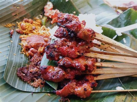 5 Rekomendasi Tempat Makan Sate Babi Paling Enak Dan Legendaris Di Bali