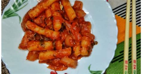 Tteokbokki Korean Spicy Rice Cake Recipe By Pranjal Kotkar Cookpad