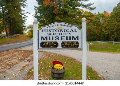 Center Harbor Nh Usa Oct 14 Stock Photo 2145814449 | Shutterstock