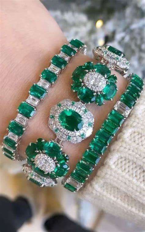 Pin By Preeti Poddar On Bracelet Diamond Bracelet Design Dream