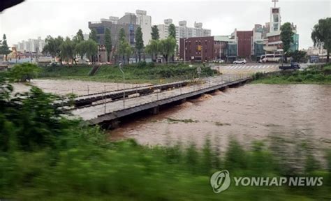 전북 사흘째 최대 235㎜ 폭우침수·붕괴로 이재민 3명 발생종합3보 네이트 뉴스