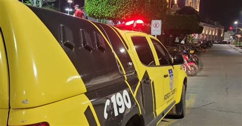 Condutor Sinais De Embriaguez Flagrado Empinando Moto Na Al