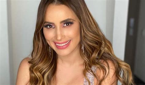Cynthia Rodríguez presume su figura en bikini para Instagram