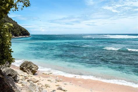 Green Bowl Beach In Bali A Complete Guide Bali Beaches Uluwatu Beach