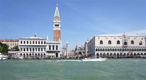 Venice - Piazza San Marco, Canals, Gondolas | Britannica