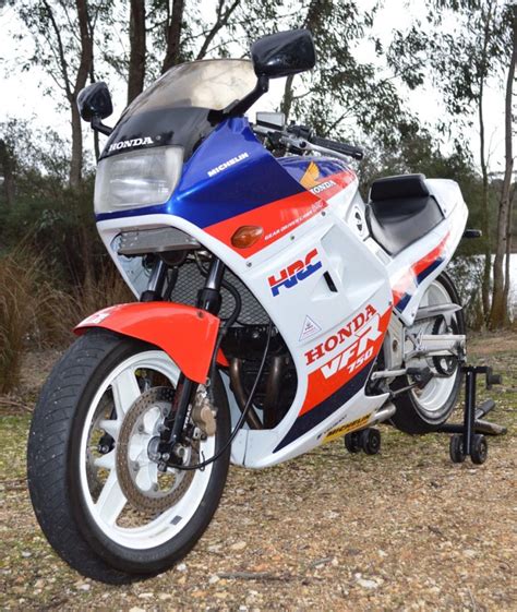 Honda VFR750F Classic Motorbikes