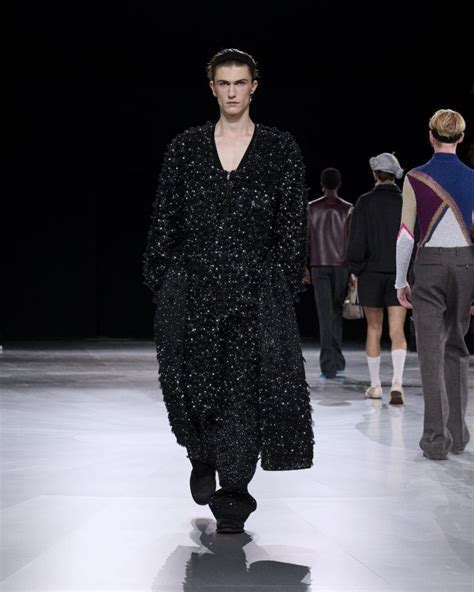 Dior Men S Winter 2024 Is All About Contrasts As Inspired By Nureyev S Life