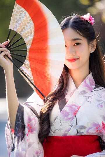 Premium Photo Young Asian Woman Wear Japanese Traditional Dress Kimono Japanese Traditional Dress