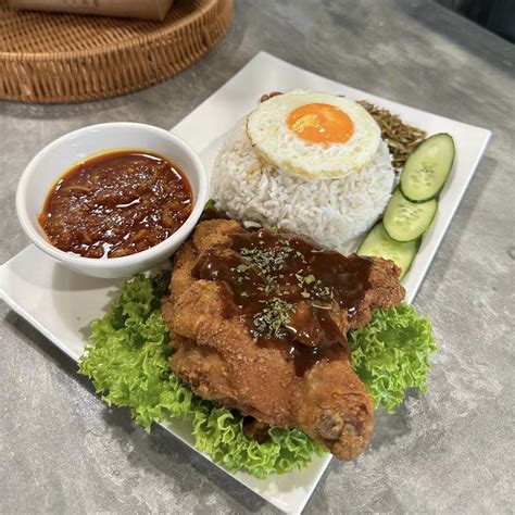 Moh Kita On Twitter Banyak Menu Kat Kafe Ni Ada Kopi Brownies