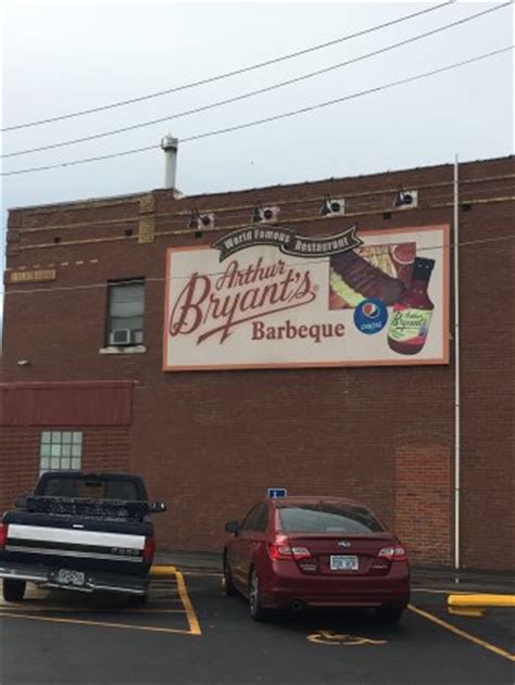 Arthur Bryant's BBQ, Kansas City - Menu, Prices & Restaurant Reviews ...