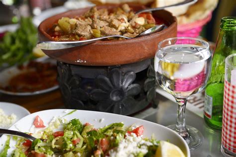 The Best Clay Pots For Cooking Indian Cuisine Nomlist