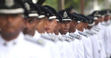 Dulu Gunting Rambut Bekas Polis Sekarang Jadi Inspektor Polis Harian