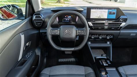 Citroen e-C4 review: interior, dashboard & infotainment | DrivingElectric