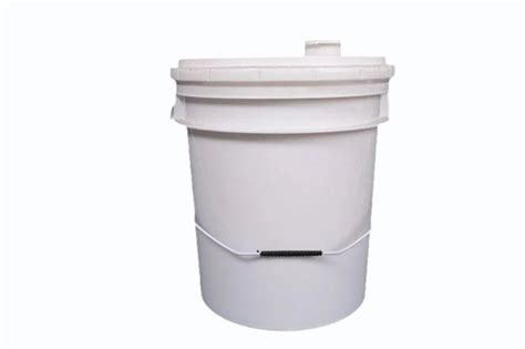 Grease Bucket And Container For Paint Packaging Capacity Liter At