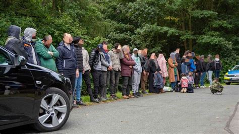 Schleuser Setzt Migranten Bei Zittau Ab Antenne Sachsen