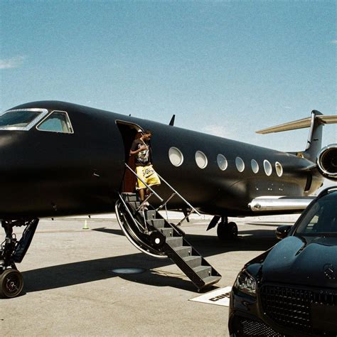 P Diddy S Jet The Luxury Lifestyle Of A Hip Hop Mogul