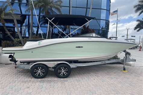 Sea Ray Spx Runabout For Sale Yachtworld