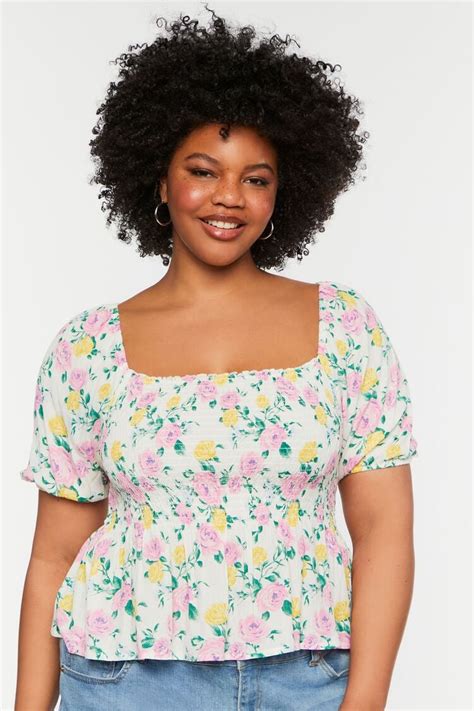 Plus Size Floral Print Smocked Top