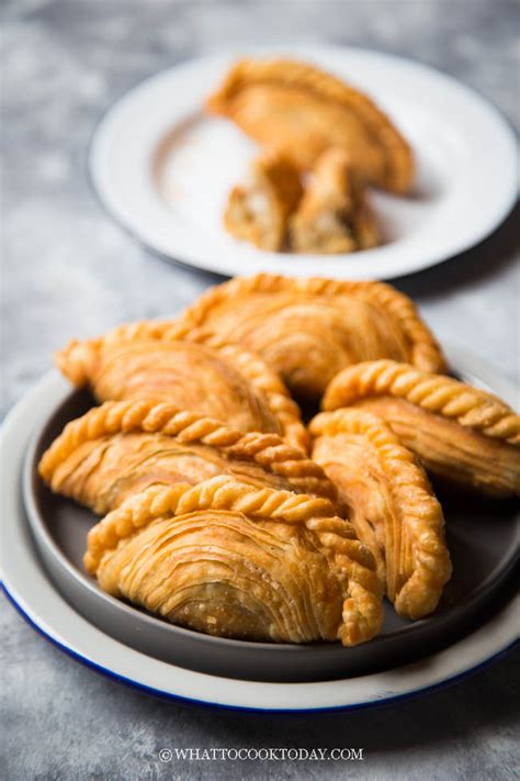 Spiral Curry Puff Karipap Pusing Karipok Baked Or Fried Recipe Cart