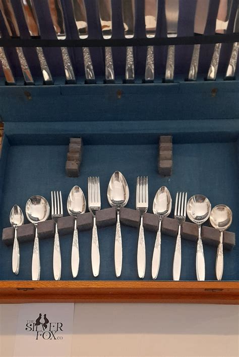 Vintage 50 Piece Grosvenor CHRISTINE Silver Plated Cutlery Set Wooden