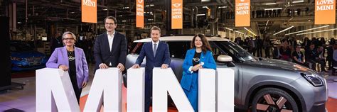 Werk Leipzig Feiert Produktionsstart MINI Countryman