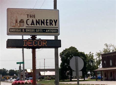 Guide to Funeral Homes and Memorial Services in Harpers Ferry, IA 3