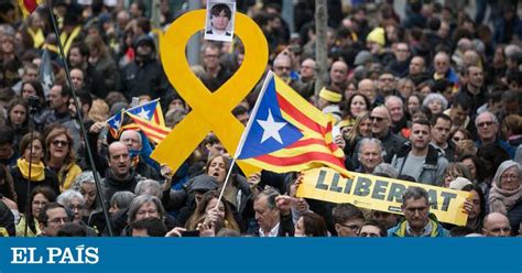 Milers De Persones Protesten Al Centre De Barcelona Per La Detenci De