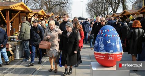 Jarmark Wielkanocny W Szczecinie Wystawc W Wi Teczne Ciasta I