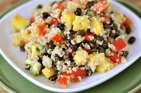 Ensalada De Mango Frijoles Negros Y Quinoa Recetas De Cocina