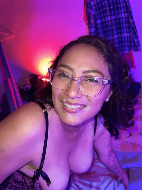 Le Chupe El Pene A Mi Hermanastro 2 Nude Pics XHamster