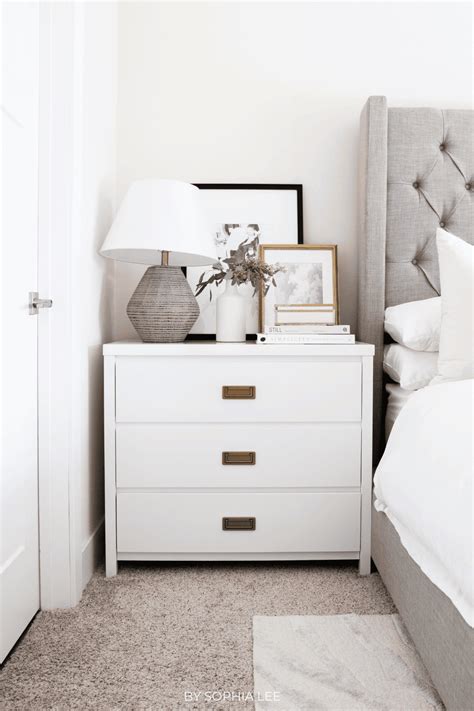 5 Nightstand Decor Ideas That Will Make Your Bedroom Look ...