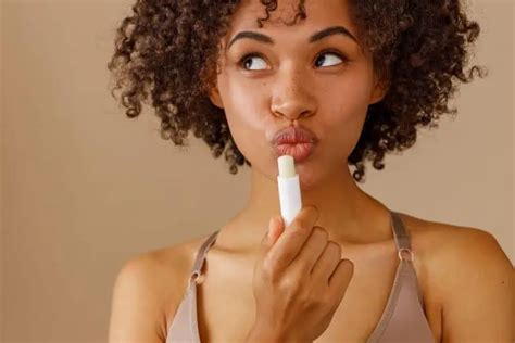 13 Best Lip Balms For Dry Lips According To A Dermatologist