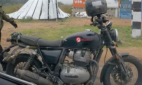 New Spy Shots Of Royal Enfield Scram Emerge Revealing A Host Of